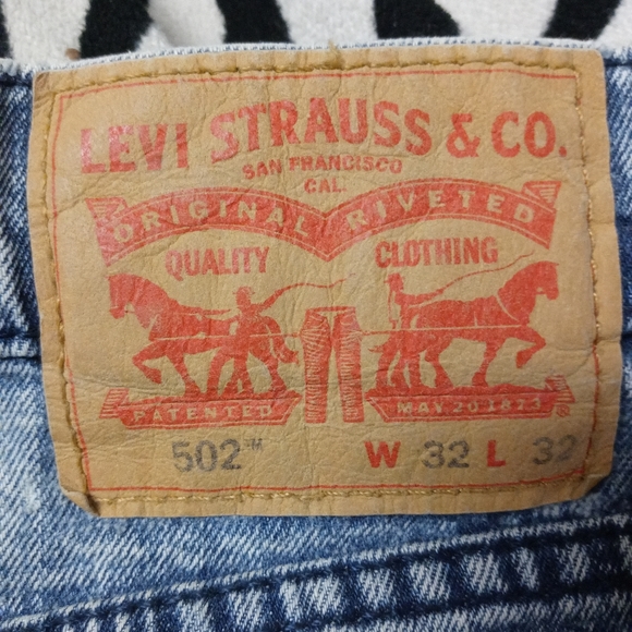 Magic track jacket . jeans .shorts . hats - Picture 4 of 16